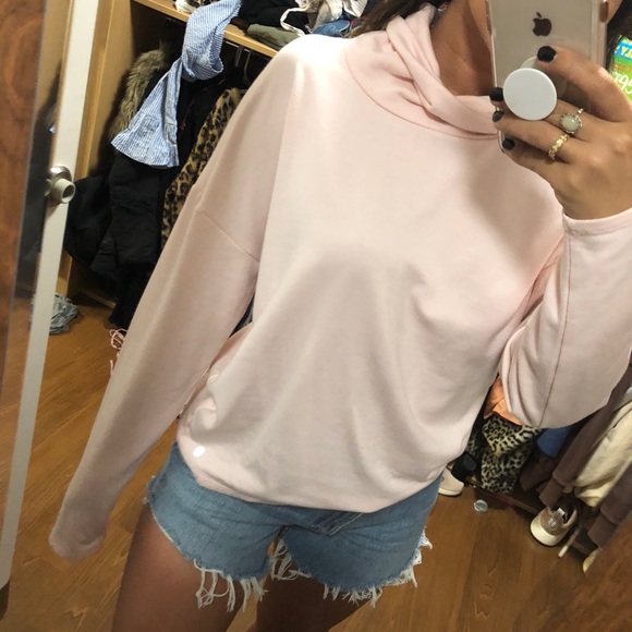 workout pullover - Picture 1 of 4